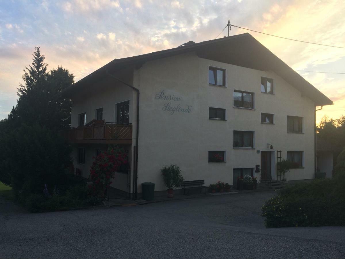 Haus Auer Apartment Weyregg Bagian luar foto